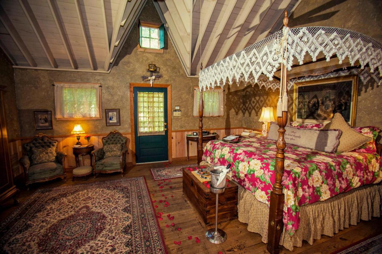 7F Lodge And Events คอลเลจสเตชัน ภายนอก รูปภาพ