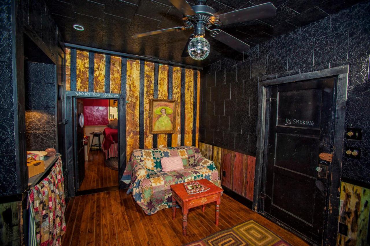 7F Lodge And Events คอลเลจสเตชัน ภายนอก รูปภาพ